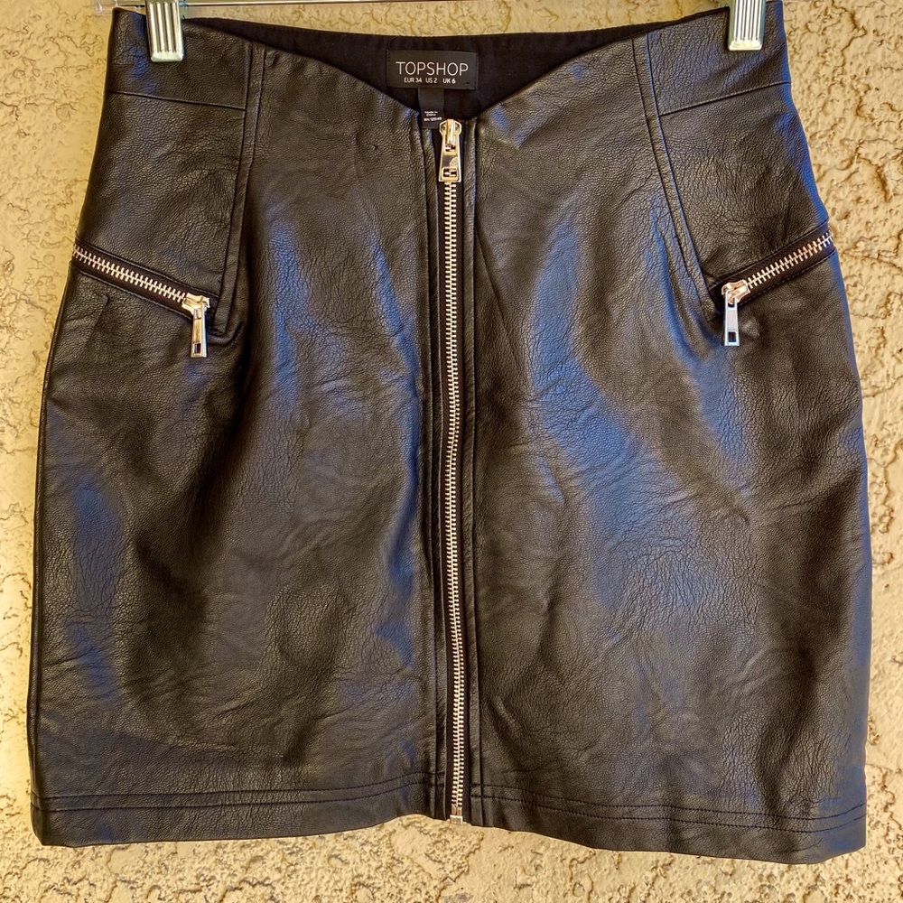 Vegan black skirt!